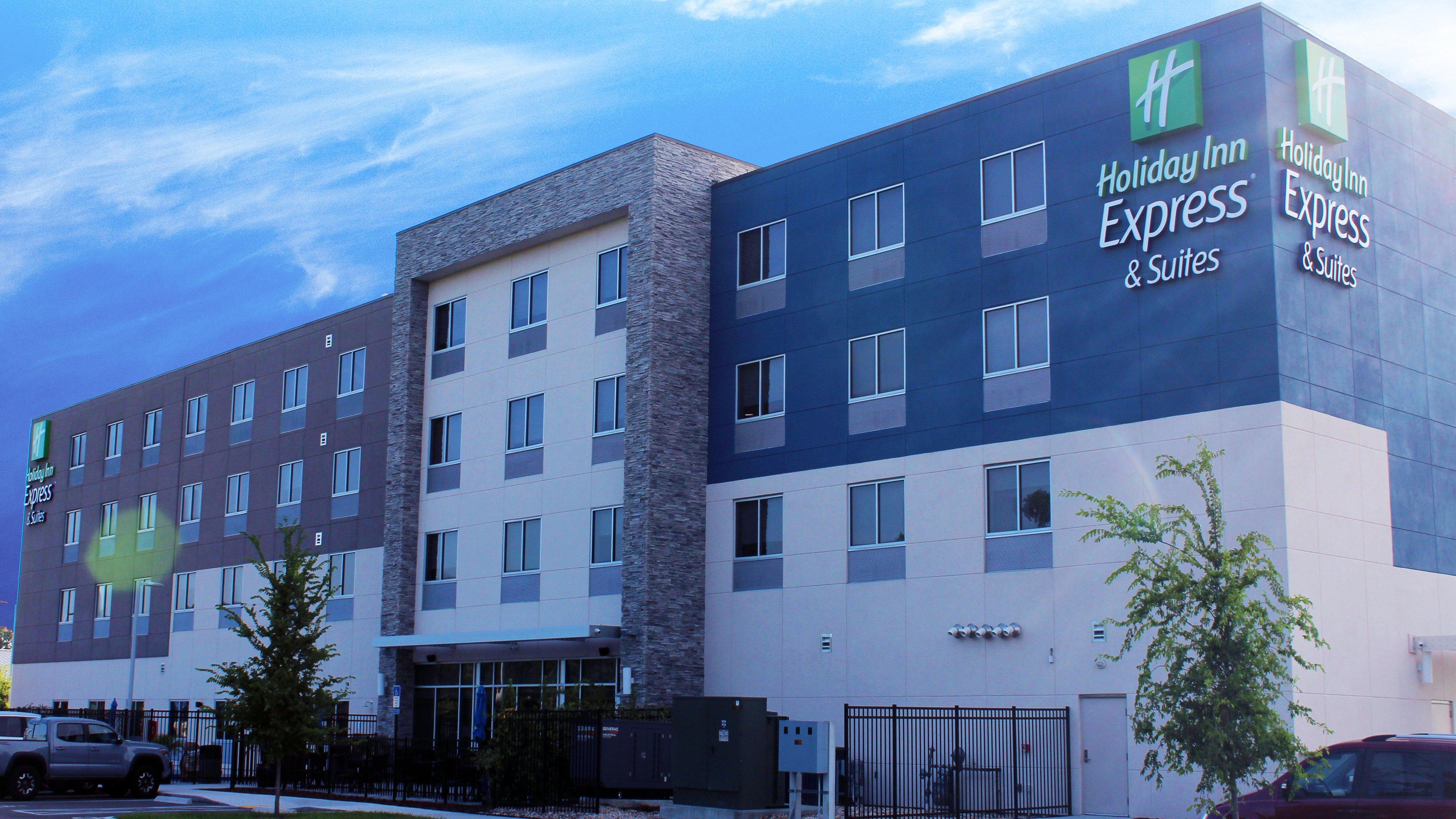 Express & - W - I295 And I10 By Ihg Hotel 3*