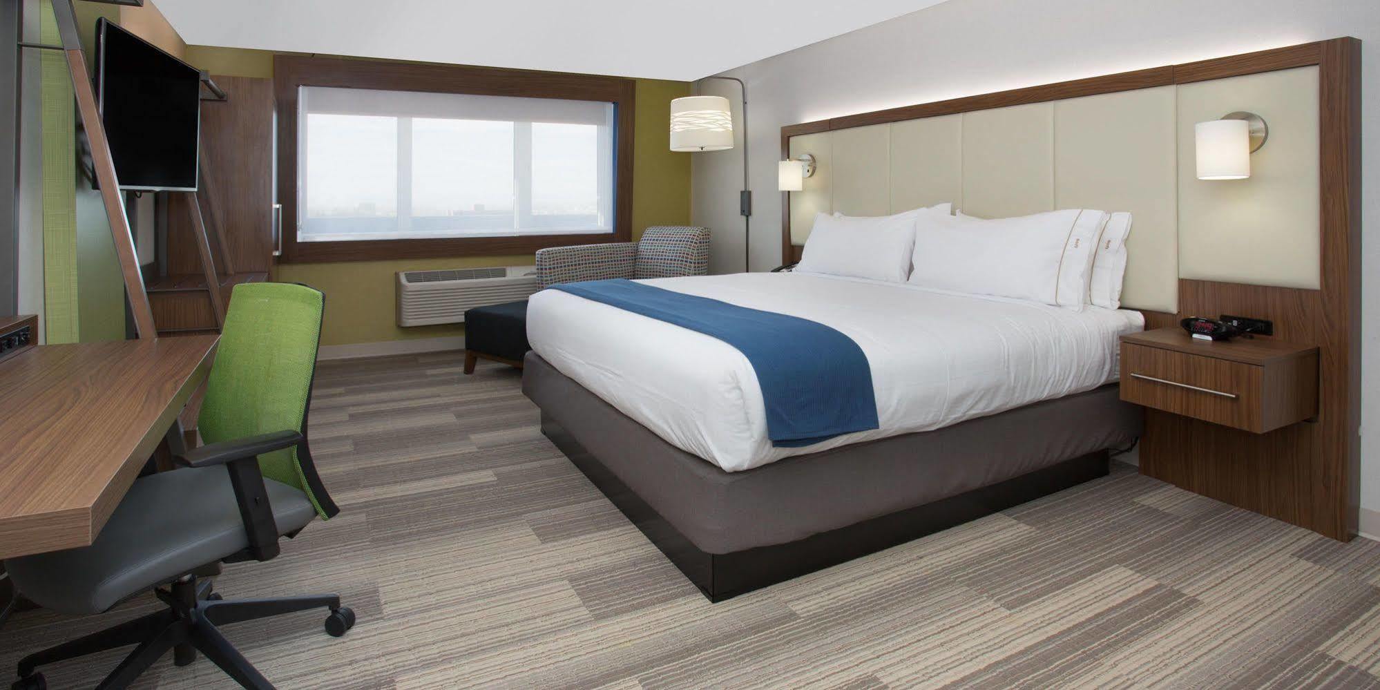 Express & - W - I295 And I10 By Ihg 3*